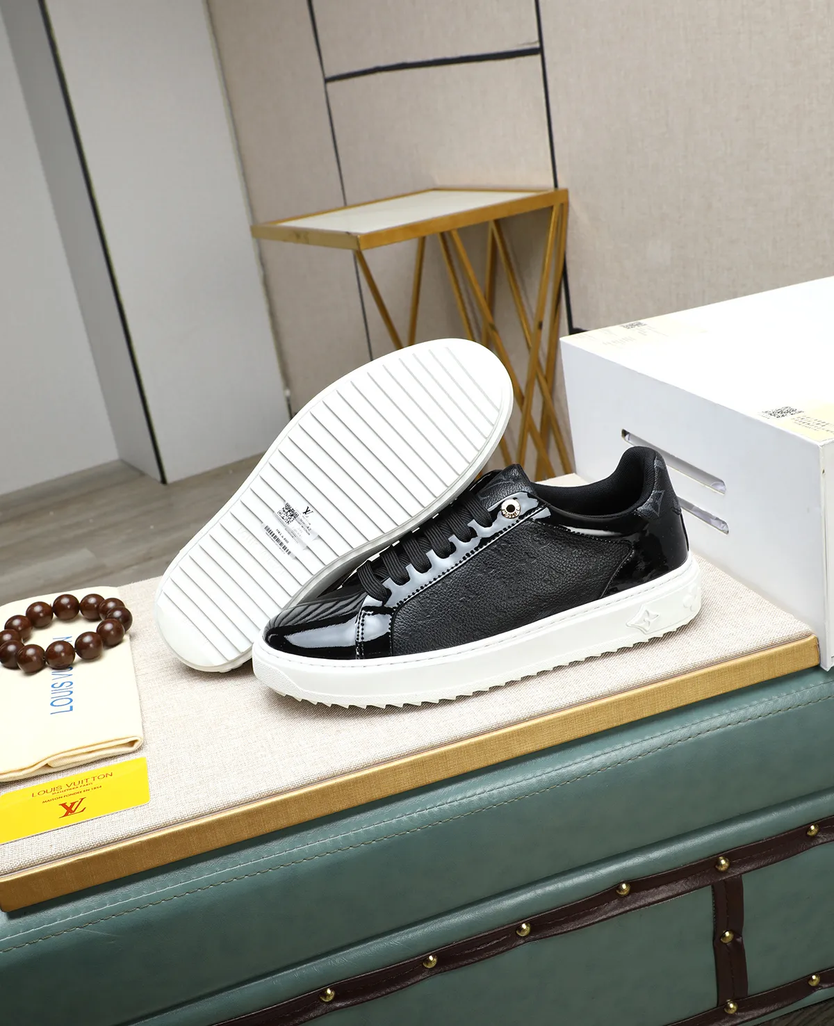 Men's men's shoes 💰540 📛📛(Niuli) high-end [LOUIS VUITTON] Louis Vuitton official website synchronized new products 👟Milan fashion catwalk style 🇰🇾🇰🇾LV family logo, celebrity style, a must-have for fashionistas ⚠️Top-layer calfskin ➕Cow leather lining ➕Mesh lining Official website original special outsole👞Number 38-44